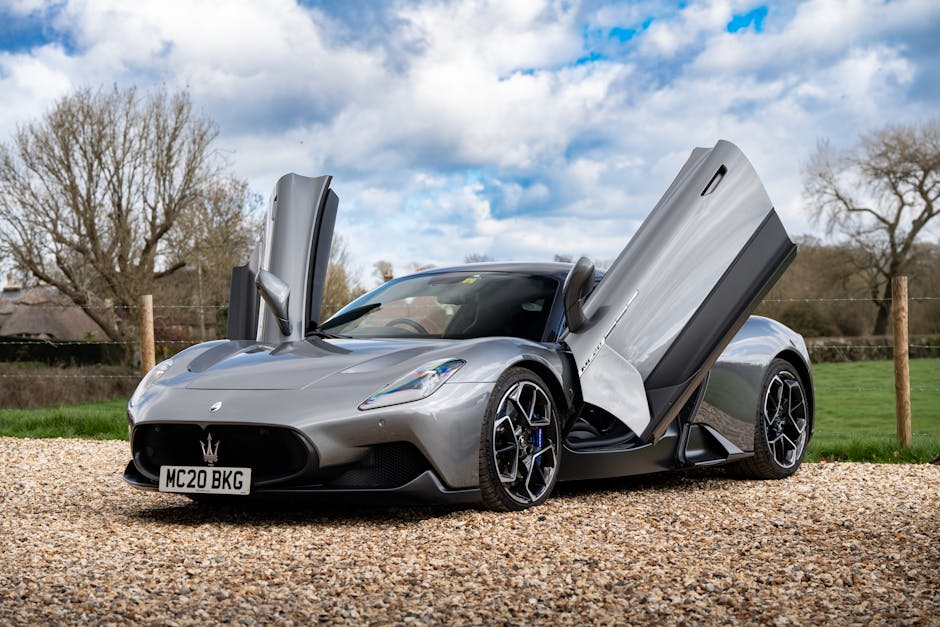 Innovative Technology in Luxury Cars Today
